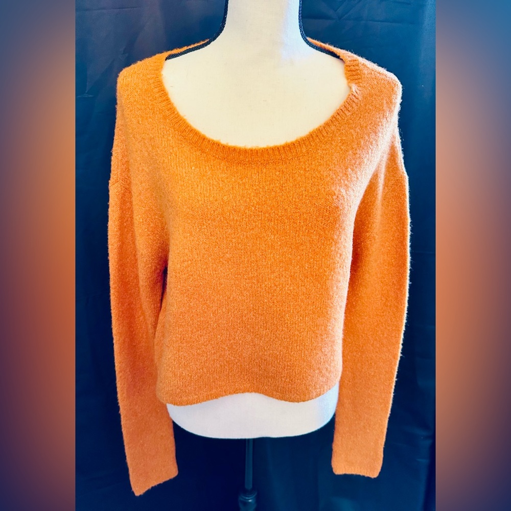NEW BCBGMaxazria Burnt Pumpkin Cropped Sweater Top, w/o Tags; Size Large